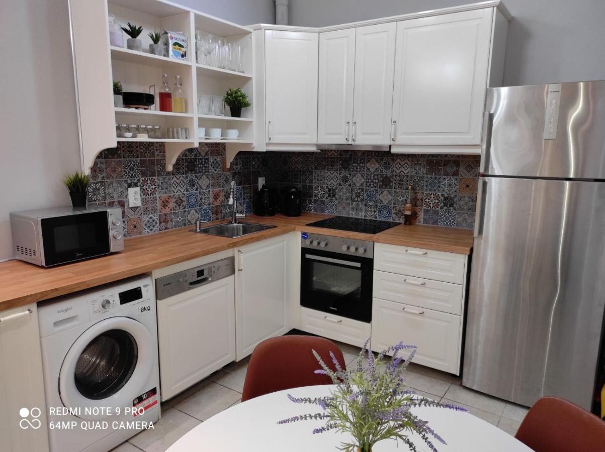 Apartment Diana's Penthouse Peraia (Thessaloniki)